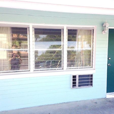 Hawaii Motel Daytona Beach Shores ภายนอก รูปภาพ