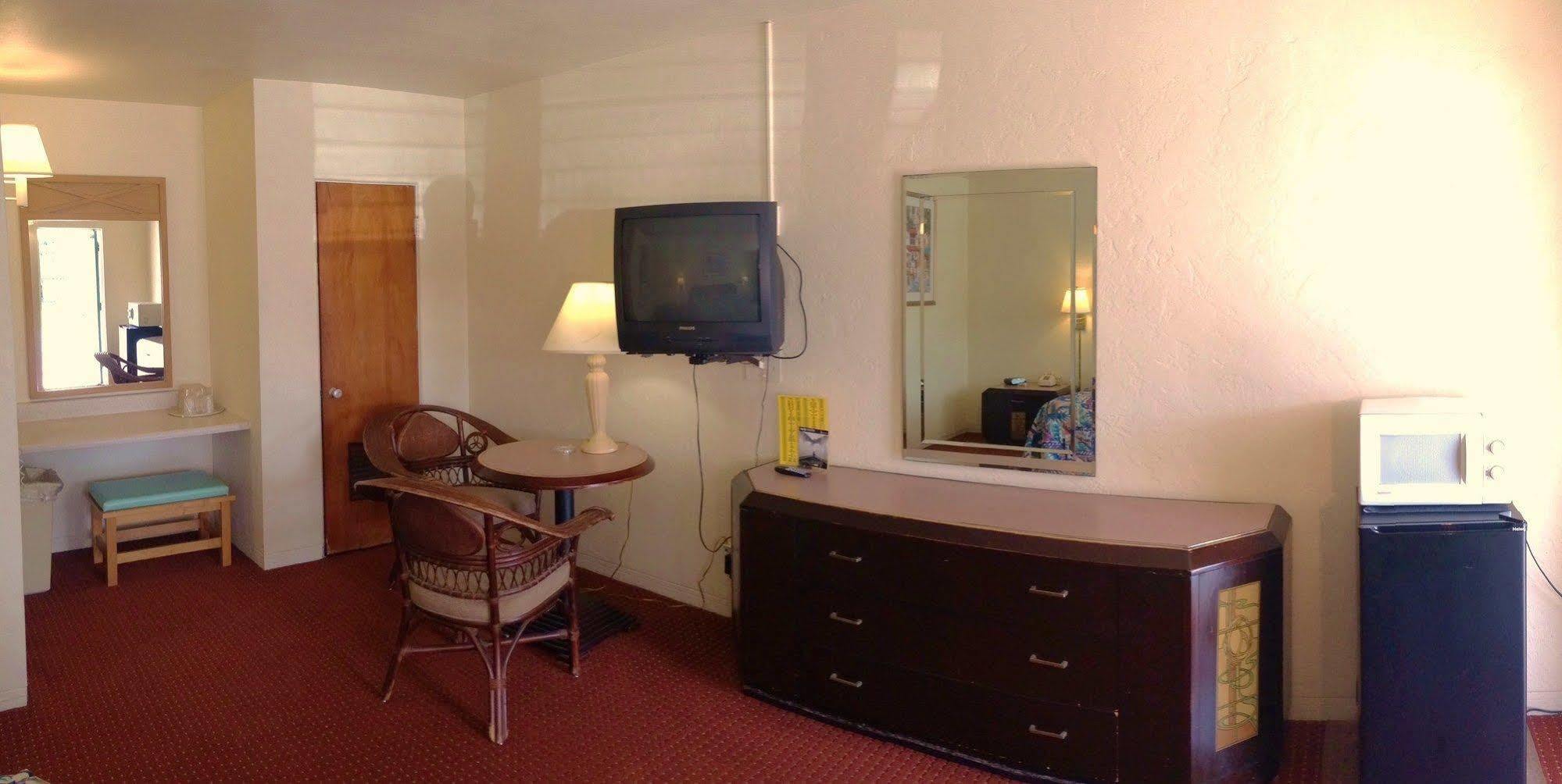 Hawaii Motel Daytona Beach Shores ภายนอก รูปภาพ